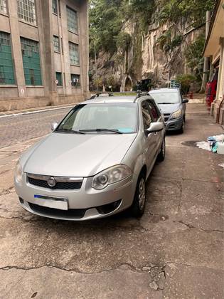 FIAT PALIO 1.4 MPI ATTRACTIVE WEEKEND 8V FLEX 4P MANUAL